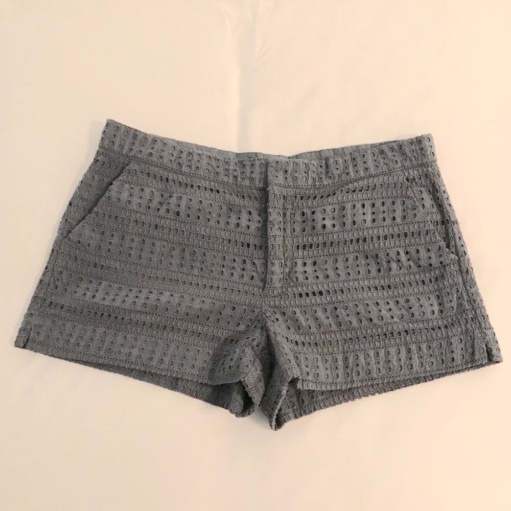 3 inch Gap eyelet shorts (size: 6, color: blue)